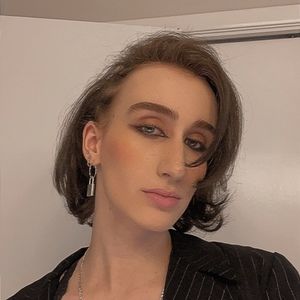 Meet your Posher, Haley